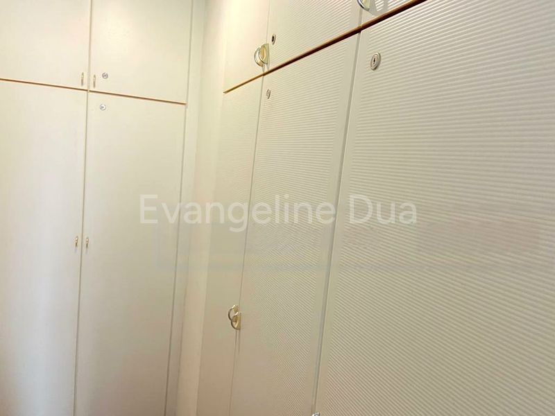 4 Bed Apartment (Condo) for Rent in  Tiara - Image 3